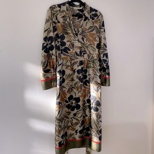 Never worn Zara leaf cameo dress